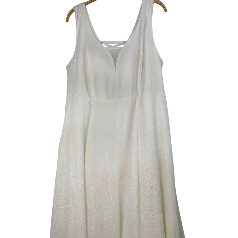 Torrid Ivory Jacquard Sweetheart Wedding Bride Gown Size 18 RZ10402 New Corset - Picture 9 of 16